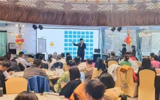 我那“恨”了十年的记账本，居然被AI治得服服帖帖